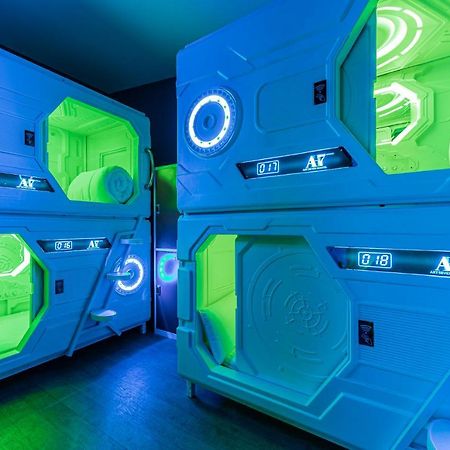Art Seven Hostel Capsules マドリード エクステリア 写真