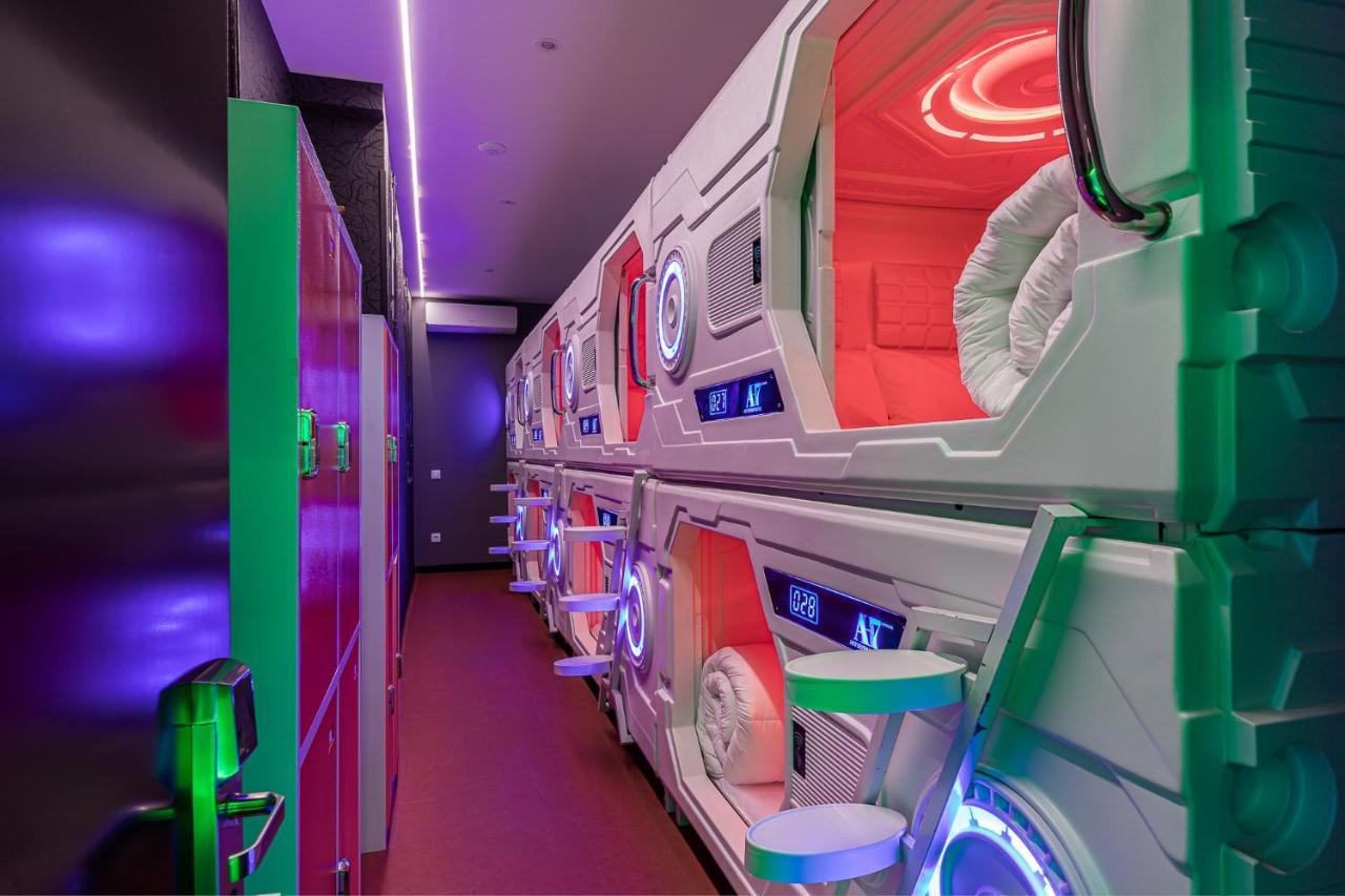 Art Seven Hostel Capsules マドリード エクステリア 写真
