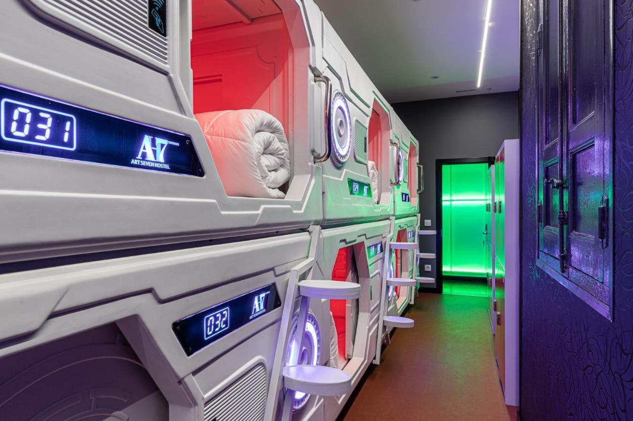 Art Seven Hostel Capsules マドリード エクステリア 写真
