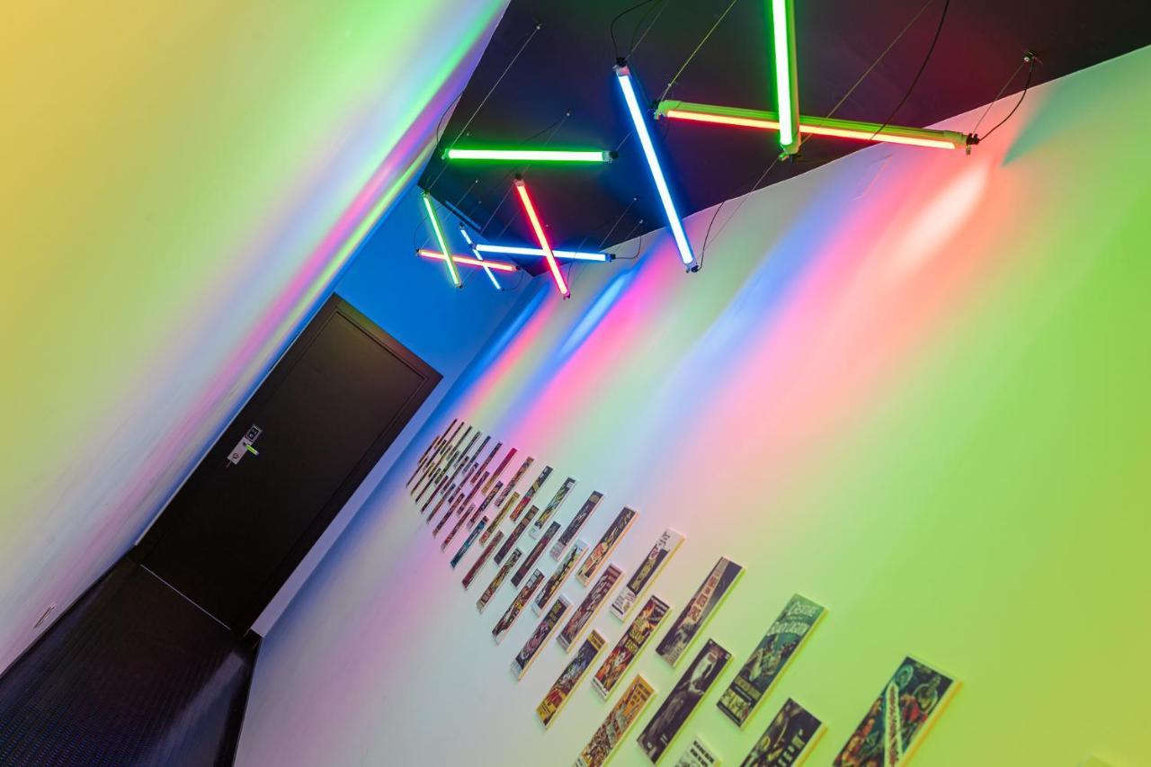 Art Seven Hostel Capsules マドリード エクステリア 写真