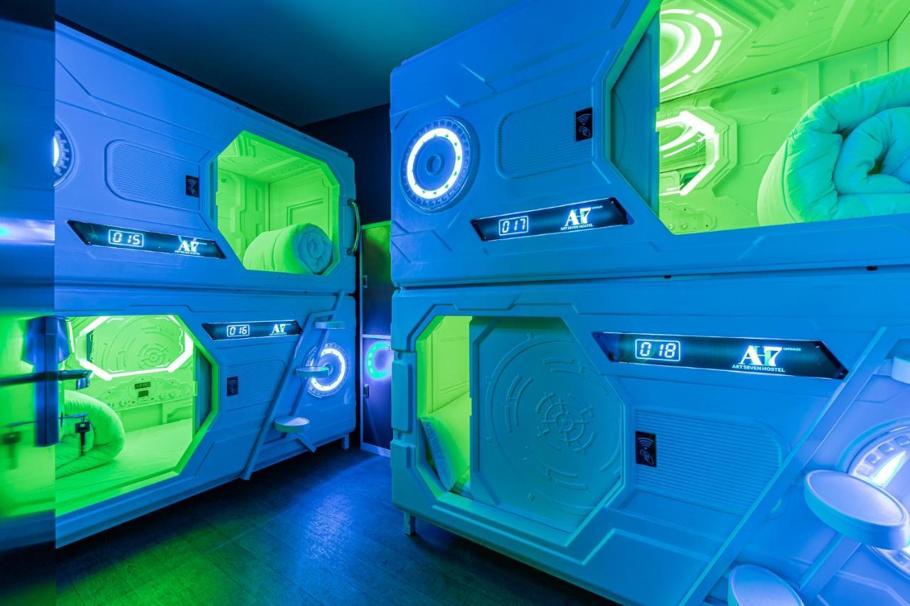 Art Seven Hostel Capsules マドリード エクステリア 写真